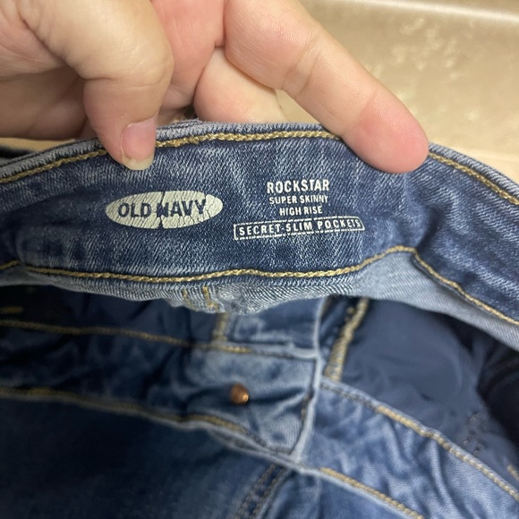 Old Navy Rock Star Jeans size 20 - Picture 3 of 4